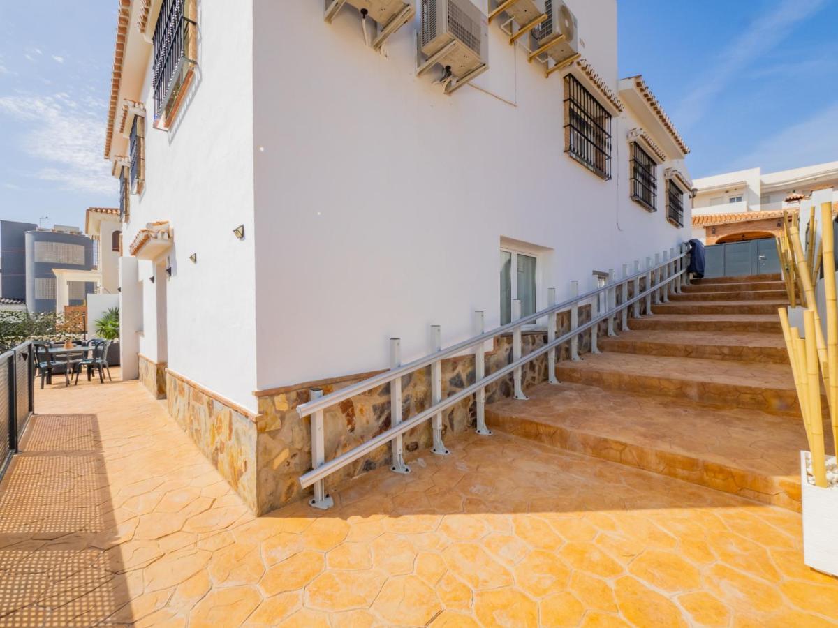 Cubo'S Hostal William'S Sunny 1 With Breakfast Torre de Benagalbon Buitenkant foto