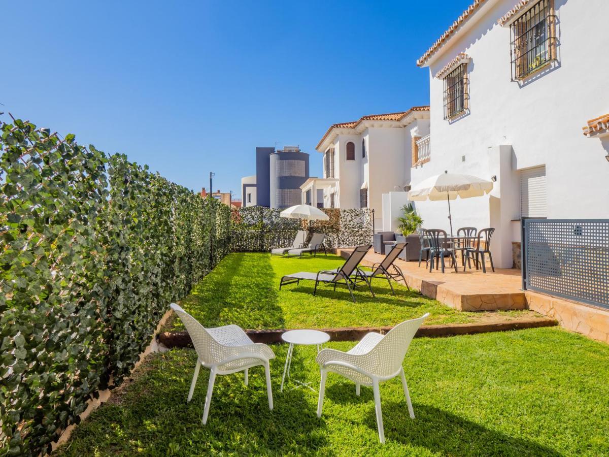Cubo'S Hostal William'S Sunny 1 With Breakfast Torre de Benagalbon Buitenkant foto