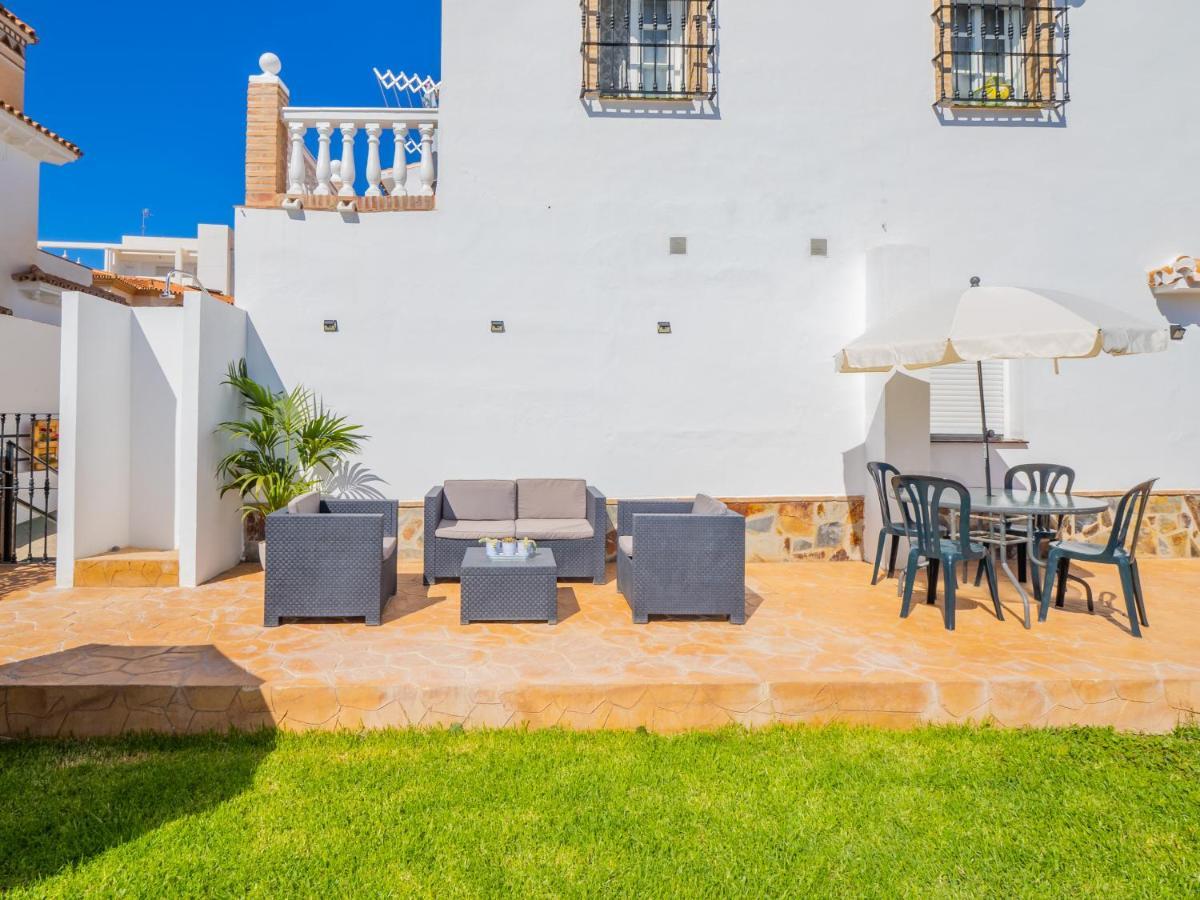 Cubo'S Hostal William'S Sunny 1 With Breakfast Torre de Benagalbon Buitenkant foto